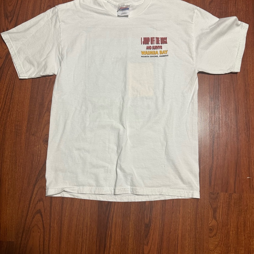 Vintage Waimea Bay Hawaii Graphic T-Shirt
